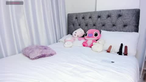 Snapshot of abbyfoxx_ chatting on May 13, 2026, 1:58 am Abby online show from May 13, 2026, 1:58 am