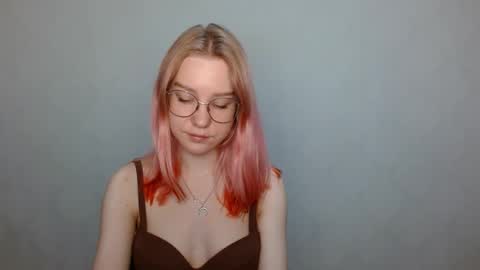 Abby Lovense is active online show from December 8, 2024, 8:09 am