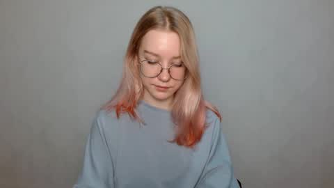 Abby Lovense is active online show from December 23, 2024, 10:21 am