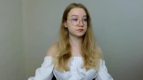 Snapshot of abbymoore__ chatting on April 23, 2026, 10:25 am Abby Lovense is active online show from April 23, 2026, 10:25 am