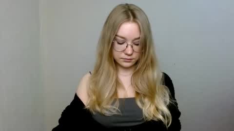 Snapshot of abbymoore__ chatting on May 1, 2026, 12:21 pm Abby Lovense is active online show from May 1, 2026, 12:21 pm