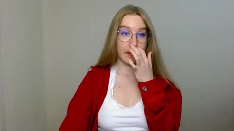 Snapshot of abbymoore__ chatting on June 13, 2026, 10:35 am Abby Lovense is active online show from June 13, 2026, 10:35 am
