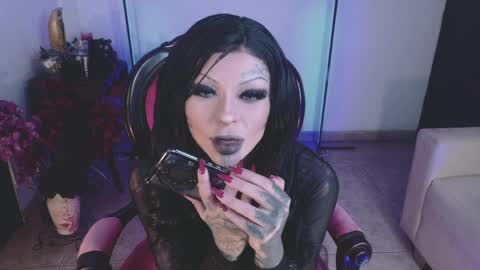 Snapshot of abbypink69 chatting on April 4, 2026, 1:04 am Abby online show from April 4, 2026, 1:04 am