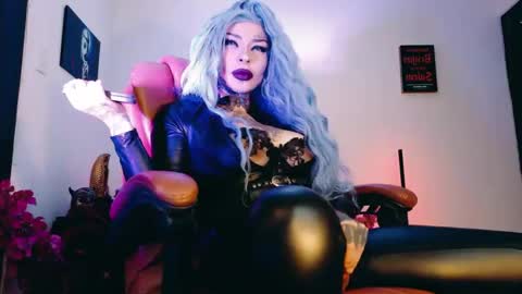 Snapshot of abbypink69 chatting on May 7, 2026, 3:12 am Abby online show from May 7, 2026, 3:12 am