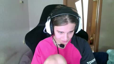 Snapshot of abbysal_blade chatting on October 8, 2025, 8:56 am abbysal_blade online show from October 8, 2025, 8:56 am