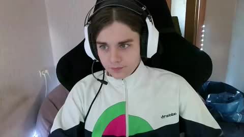 Snapshot of abbysal_blade chatting on October 14, 2025, 6:36 am abbysal_blade online show from October 14, 2025, 6:36 am