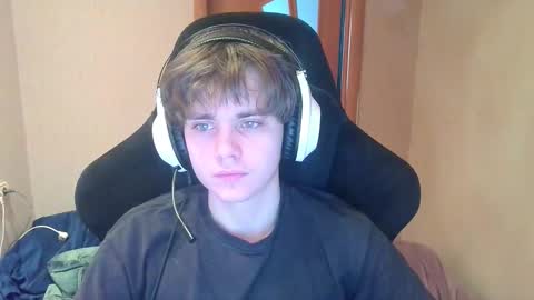 abbysal_blade online show from February 10, 2026, 8:07 am