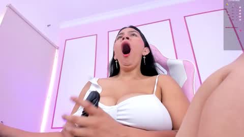 abbysandeers online show from September 27, 2025, 11:59 am