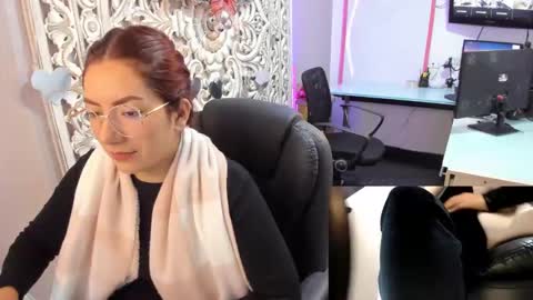 Abby Stones online show from December 22, 2024, 3:55 pm