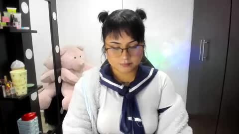     online show from December 13, 2024, 9:46 am