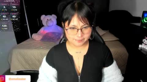     online show from February 20, 2025, 10:37 pm