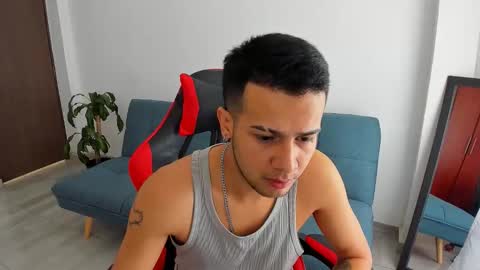 Independence model AbelAsburgo online show from March 23, 2026, 6:56 pm