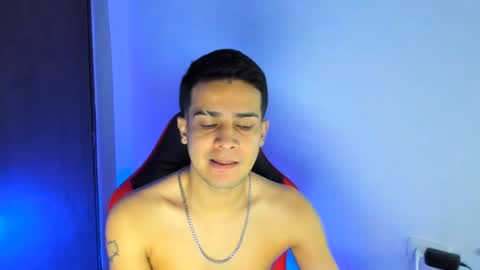 Independence model AbelAsburgo online show from July 28, 2026, 1:34 am