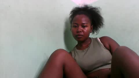 abella677022 online show from February 26, 2026, 5:12 pm