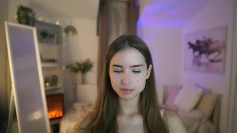 abella_danger_x online show from November 6, 2025, 1:01 pm