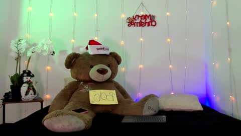  Abella and Kendra  online show from December 3, 2024, 6:38 pm