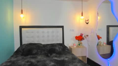 Snapshot of abellaconnor chatting on October 24, 2025, 10:28 pm Abella and Kendra online show from October 24, 2025, 10:28 pm