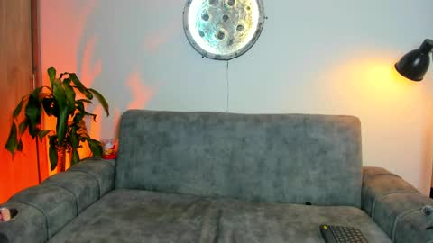  Abella and Kendra  online show from May 17, 2026, 12:30 am