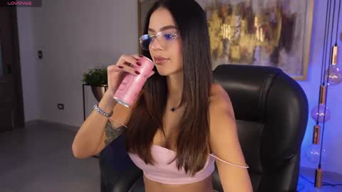  Abella  online show from May 1, 2026, 1:16 pm