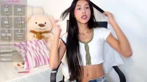 Snapshot of abi_doll chatting on April 11, 2026, 1:37 pm abi_doll online show from April 11, 2026, 1:37 pm