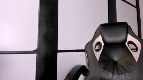 abi_sexxx1 online show from March 16, 2026, 8:13 pm