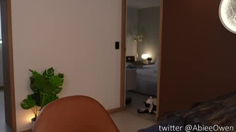 abie_owen online show from June 7, 2026, 9:51 pm