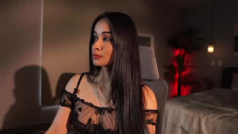 Snapshot of abigail_adamss_ chatting on June 7, 2026, 7:06 pm Abigail online show from June 7, 2026, 7:06 pm