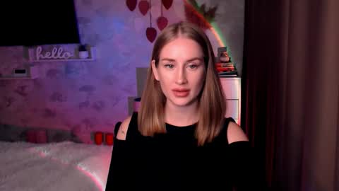 Anna online show from September 19, 2025, 6:52 pm