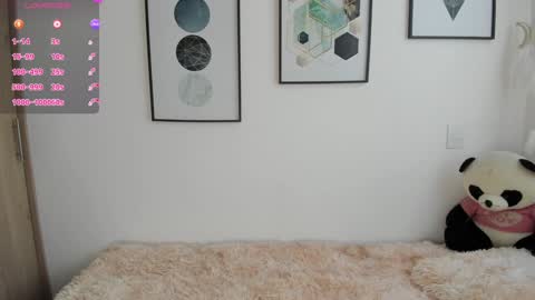 Snapshot of abigail_w chatting on October 24, 2025, 5:20 pm abigail online show from October 24, 2025, 5:20 pm