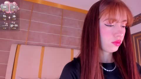 Snapshot of abigailcarter chatting on September 29, 2025, 11:20 pm online show from September 29, 2025, 11:20 pm