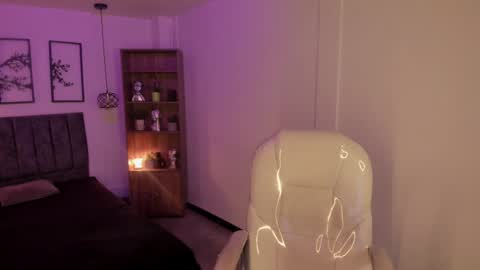 Abigail online show from December 13, 2024, 1:48 am