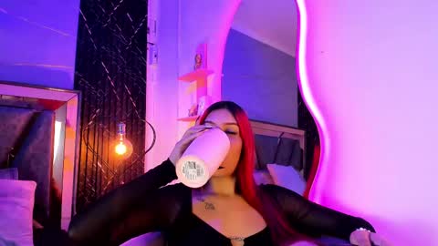 Snapshot of abiilene_cameron chatting on September 24, 2025, 2:37 am abiilene_cameron online show from September 24, 2025, 2:37 am
