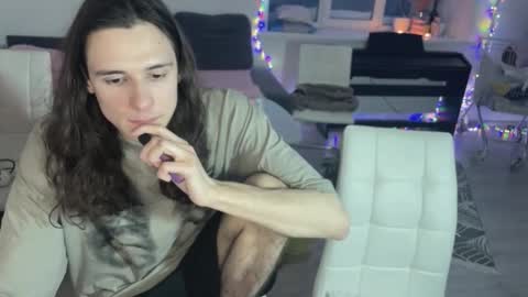 Snapshot of abobus123 chatting on February 9, 2026, 3:32 am hi cum in pvt noi extra tip online show from February 9, 2026, 3:32 am