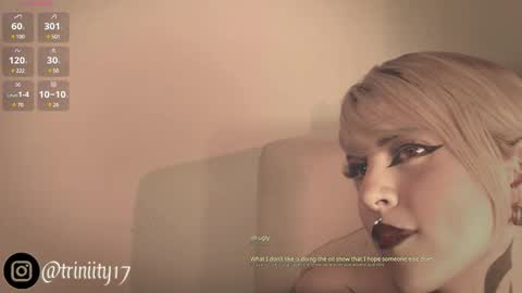 Snapshot of abril__colen chatting on December 17, 2024, 12:12 am April online show from December 17, 2024, 12:12 am