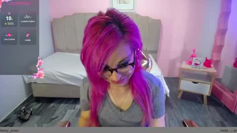 abril_ch_ online show from October 9, 2025, 10:46 am