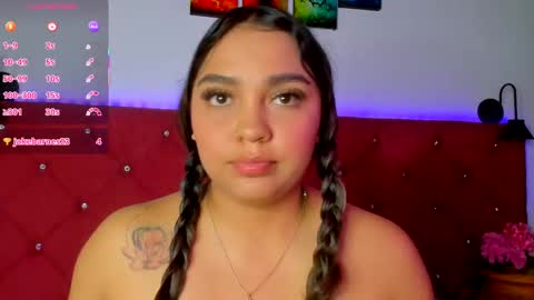 abril_gomez_11 online show from November 12, 2025, 11:25 pm
