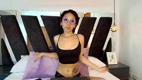  Abril  online show from February 1, 2025, 1:55 am