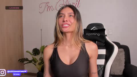 Snapshot of abril_w18 chatting on December 24, 2024, 11:11 pm My name is Alexa. Please say hello I like to chat with you. If you have requests please use tip online show from December 24, 2024, 11:11 pm