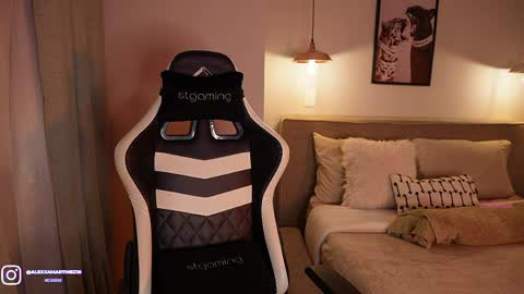 My name is Alexa. Please say hello I like to chat with you. If you have requests please use tip online show from April 1, 2026, 12:22 am