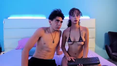 Abril and Julian online show from June 13, 2026, 11:41 am