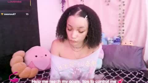 Snapshot of abruisedpeach chatting on October 25, 2025, 4:42 am Peach online show from October 25, 2025, 4:42 am