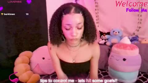 Snapshot of abruisedpeach chatting on November 6, 2025, 6:14 am Peach online show from November 6, 2025, 6:14 am