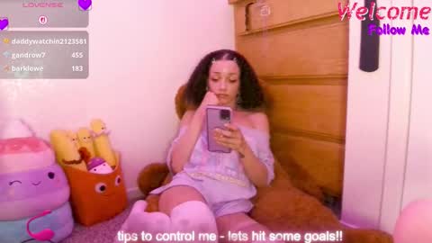 Snapshot of abruisedpeach chatting on November 13, 2025, 7:29 am Peach online show from November 13, 2025, 7:29 am