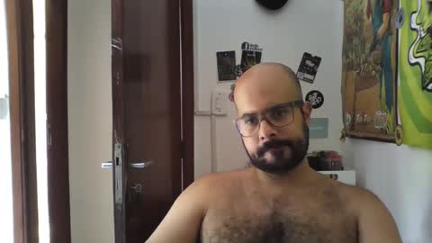 Snapshot of absinnto2016 chatting on February 19, 2025, 6:00 pm Luke 33 online show from February 19, 2025, 6:00 pm