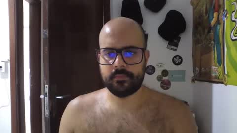 Snapshot of absinnto2016 chatting on February 4, 2026, 1:28 pm Luke 33 online show from February 4, 2026, 1:28 pm