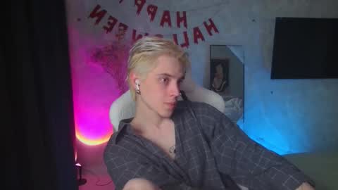 Nick online show from November 3, 2025, 2:29 pm