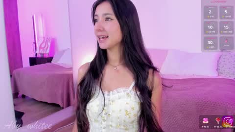 Snapshot of aby_whitee chatting on February 10, 2025, 3:24 am Aby online show from February 10, 2025, 3:24 am