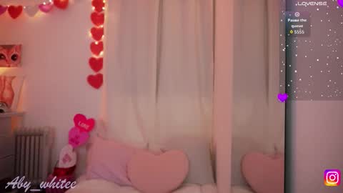 Snapshot of aby_whitee chatting on March 18, 2026, 10:29 am Aby online show from March 18, 2026, 10:29 am