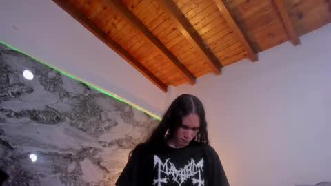 abyss_king online show from September 10, 2025, 7:25 pm