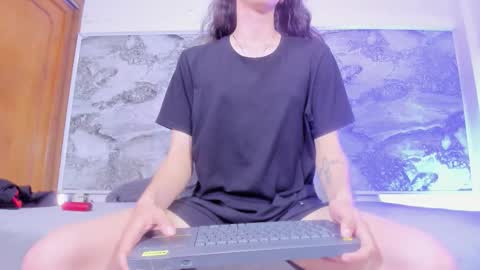 abyss_king online show from September 13, 2025, 7:35 pm